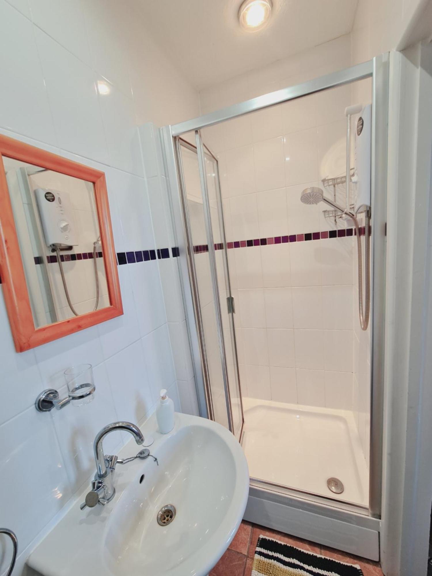 Thornbury Accommodation Burnham-on-Sea ภายนอก รูปภาพ