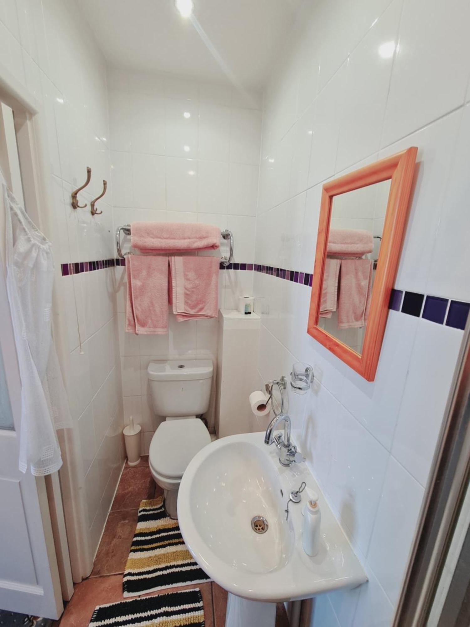 Thornbury Accommodation Burnham-on-Sea ภายนอก รูปภาพ
