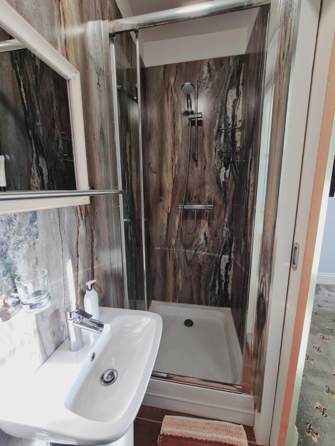 Thornbury Accommodation Burnham-on-Sea ภายนอก รูปภาพ